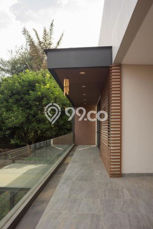 Dijual Rumah Mewah Elegan Dengan View Cantik di Dago Pakar, Bandung Dijual Rumah Mewah Elegan Dengan View Cantik di Dago Pakar, Bandung