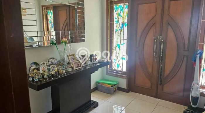 Rumah Mewah LB 230m2 Siap Pakai Desain Elegan di Lembang, Bandung Rumah Mewah LB 230m2 Siap Pakai Desain Elegan di Lembang, Bandung