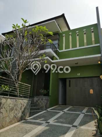Rumah Elit LB 300m2 Siap Huni Desain Elegan di Setiabudi, Bandung Rumah Elit LB 300m2 Siap Huni Desain Elegan di Setiabudi, Bandung