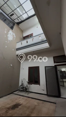 Dijual Cepat Rumah Favorit Siap Huni LB 134m2 di Mulyorejo, Surabaya Dijual Cepat Rumah Favorit Siap Huni LB 134m2 di Mulyorejo, Surabaya