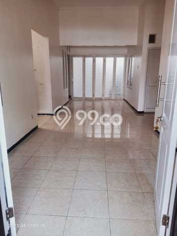 For Sale Hunian Rumah Nyaman 4 KT di Wonorejo, Surabaya For Sale Hunian Rumah Nyaman 4 KT di Wonorejo, Surabaya