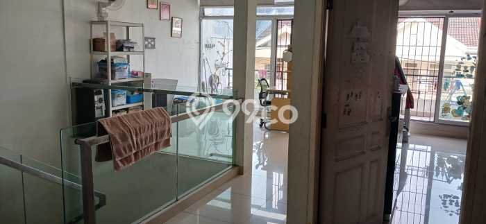 Rumah Elit Modern Tanpa Renovasi di Muara Karang Jakarta Utara Rumah Elit Modern Tanpa Renovasi di Muara Karang Jakarta Utara