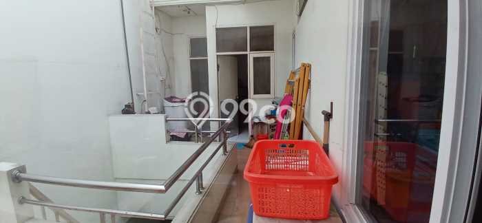 Rumah Elit Modern Tanpa Renovasi di Muara Karang Jakarta Utara Rumah Elit Modern Tanpa Renovasi di Muara Karang Jakarta Utara