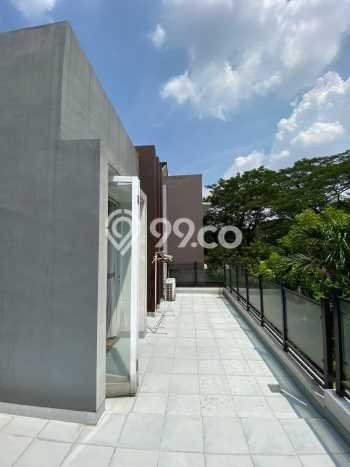 Rumah Mewah LB 310m2 Siap Pakai Desain Elegan di Bintaro, Tangerang Selatan Rumah Mewah LB 310m2 Siap Pakai Desain Elegan di Bintaro, Tangerang Selatan