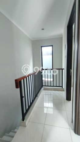 Rumah Luas Asri 2 KT Siap Pakai di Graha Raya Tangerang Rumah Luas Asri 2 KT Siap Pakai di Graha Raya Tangerang