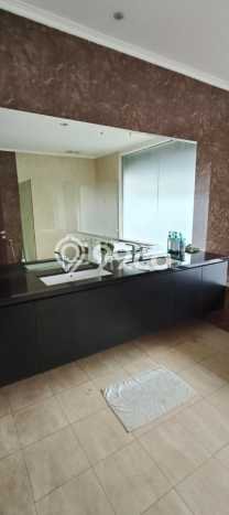 For Sale! Premium House LT 329m2 Desain Modern di Kebagusan For Sale! Premium House LT 329m2 Desain Modern di Kebagusan