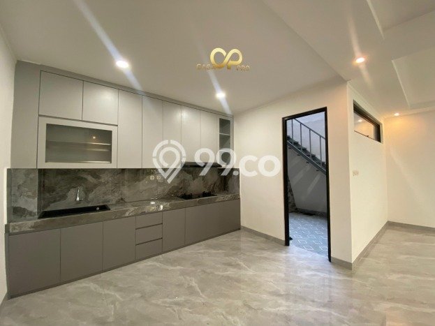 Hunian Mewah LB 220m2 Siap Pakai Desain Elegan di Bintaro, Tangerang Selatan Hunian Mewah LB 220m2 Siap Pakai Desain Elegan di Bintaro, Tangerang Selatan