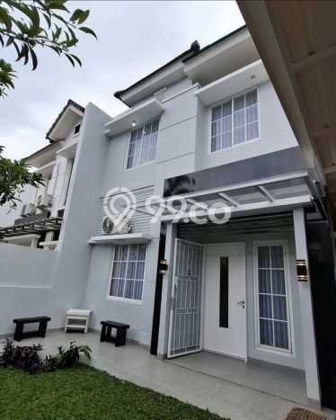 Jual Rumah Bagus Siap Huni LB 136m2 di BSD, Tangerang Selatan Jual Rumah Bagus Siap Huni LB 136m2 di BSD, Tangerang Selatan