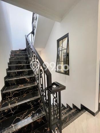 Siap Huni Rumah Mewah 3 Kamar di Jagakarsa Dekat ke Mana Pun Siap Huni Rumah Mewah 3 Kamar di Jagakarsa Dekat ke Mana Pun