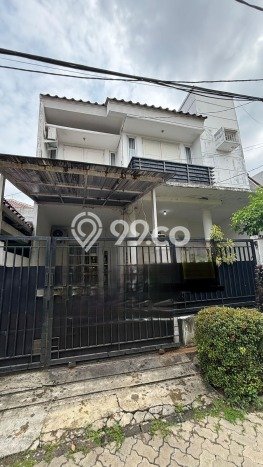 Jual Rumah Mewah Megah Dengan View Eksklusif di Sektor 3 - Bintaro, Tangerang Selatan Jual Rumah Mewah Megah Dengan View Eksklusif di Sektor 3 - Bintaro, Tangerang Selatan