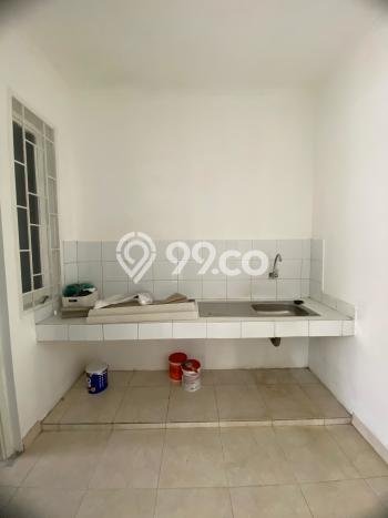 Disewakan! Rumah 2 Kamar Tidur &
2 Kamar Mandi di Graha Raya, Tangerang Selatan Disewakan! Rumah 2 Kamar Tidur &
2 Kamar Mandi di Graha Raya, Tangerang Selatan