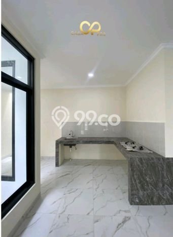 Jual Rumah Strategis Bagus Punya 3 KT di BSD Tangerang Selatan SHM Jual Rumah Strategis Bagus Punya 3 KT di BSD Tangerang Selatan SHM