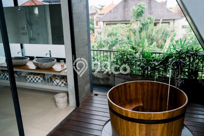 FOR SALE! Vila di Kuta Utara, Area 181m2m², Posisi Premium FOR SALE! Vila di Kuta Utara, Area 181m2m², Posisi Premium