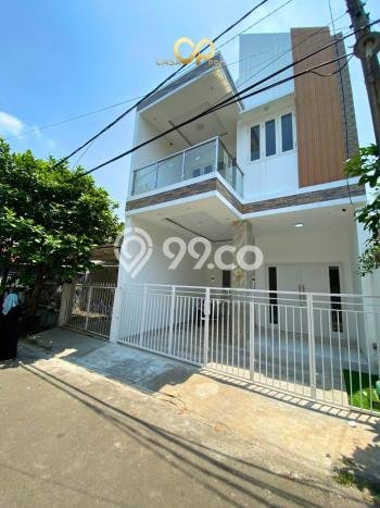 Rumah Luas Asri 3 KT Siap Pakai di BSD Tangerang Rumah Luas Asri 3 KT Siap Pakai di BSD Tangerang