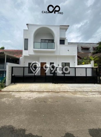 Dijual Rumah Premium dengan Fasilitas Sekitar Lengkap di BSD, Tangerang Selatan Dijual Rumah Premium dengan Fasilitas Sekitar Lengkap di BSD, Tangerang Selatan