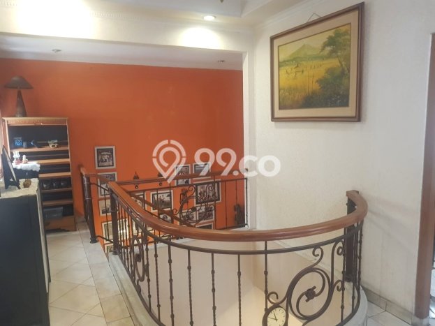 Rumah Luxury Modern Siap Huni di Bintaro Tangerang Selatan Rumah Luxury Modern Siap Huni di Bintaro Tangerang Selatan