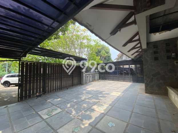 Dijual Rumah Premium dengan Fasilitas Sekitar Lengkap di BSD, Tangerang Selatan Dijual Rumah Premium dengan Fasilitas Sekitar Lengkap di BSD, Tangerang Selatan