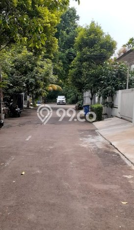 Rumah Luas Asri 2 KT Siap Pakai di Bintaro Tangerang Selatan Rumah Luas Asri 2 KT Siap Pakai di Bintaro Tangerang Selatan