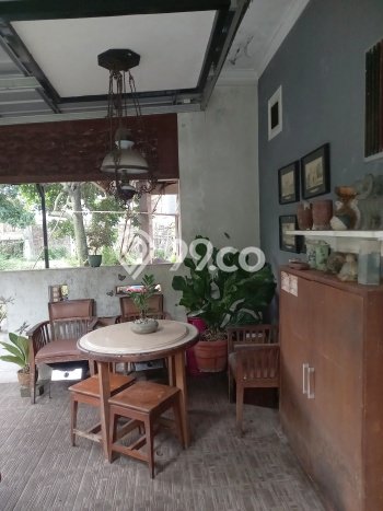 Rumah Luxury Modern Siap Huni di Bintaro Tangerang Selatan Rumah Luxury Modern Siap Huni di Bintaro Tangerang Selatan