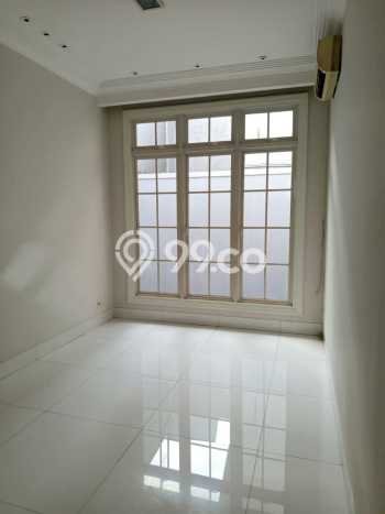 Dijual Rumah Mewah Elegan Dengan View Eksklusif di Pondok Indah, Jakarta Selatan Dijual Rumah Mewah Elegan Dengan View Eksklusif di Pondok Indah, Jakarta Selatan
