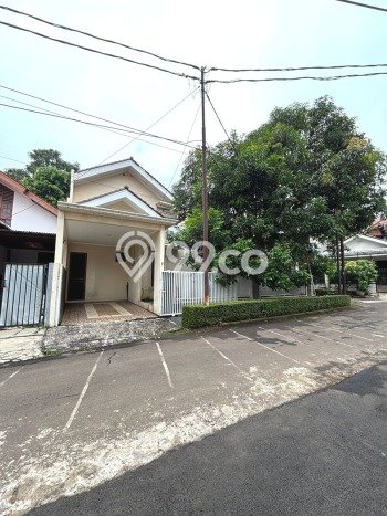 For Sale! Luxury House LT 215m2 Desain Modern di Sektor 2 - Bintaro For Sale! Luxury House LT 215m2 Desain Modern di Sektor 2 - Bintaro