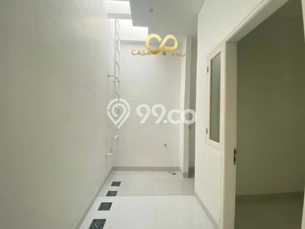 Rumah Luas Asri 3 KT Siap Pakai di BSD Tangerang Rumah Luas Asri 3 KT Siap Pakai di BSD Tangerang