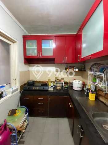 Rumah Mewah LB 310m2 Siap Pakai Desain Elegan di Bintaro, Tangerang Selatan Rumah Mewah LB 310m2 Siap Pakai Desain Elegan di Bintaro, Tangerang Selatan
