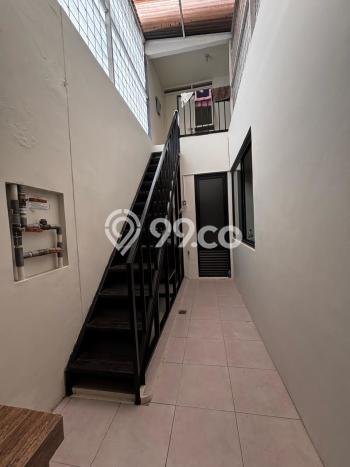 Rumah Elit Modern Tanpa Renovasi di Kota Baru Parahyangan Bandung Rumah Elit Modern Tanpa Renovasi di Kota Baru Parahyangan Bandung