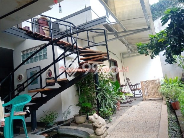 Jual Rumah Luas Elegan Dengan View Eksklusif di Cipedes, Bandung Jual Rumah Luas Elegan Dengan View Eksklusif di Cipedes, Bandung