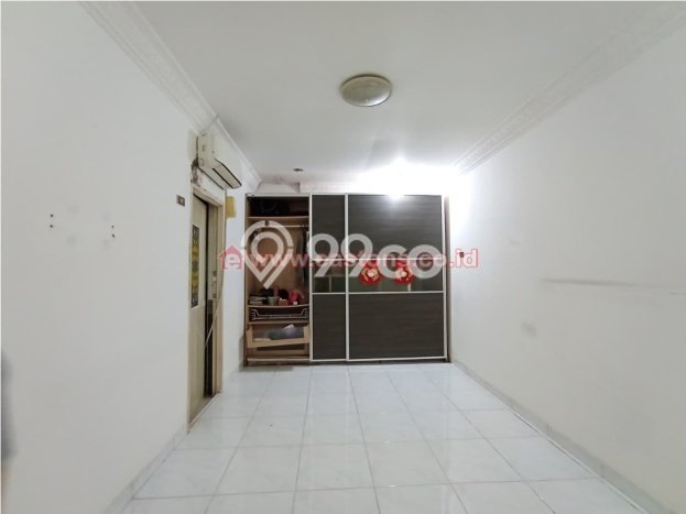 Lokasi terbaik! Rumah siap huni dikontrakkan di Kelapa Gading LB 120m2 Lokasi terbaik! Rumah siap huni dikontrakkan di Kelapa Gading LB 120m2