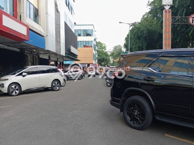 Lokasi Strategis! Dijual Ruko Bisnis di Kelapa Gading, Jakarta Utara Kondisi Bagus Lokasi Strategis! Dijual Ruko Bisnis di Kelapa Gading, Jakarta Utara Kondisi Bagus