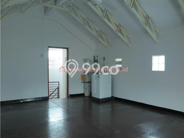 For Sale! Luxury House LT 70m2 Desain Modern di Percetakan Negara For Sale! Luxury House LT 70m2 Desain Modern di Percetakan Negara