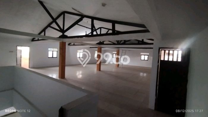 Disewakan Ruko di Kawasan Ramai Klender Luas 400m2 Disewakan Ruko di Kawasan Ramai Klender Luas 400m2