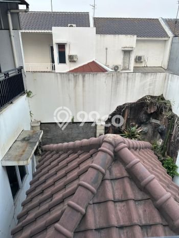 Rumah Modern 4 Kamar LT 160m2 di Legenda Wisata Rumah Modern 4 Kamar LT 160m2 di Legenda Wisata