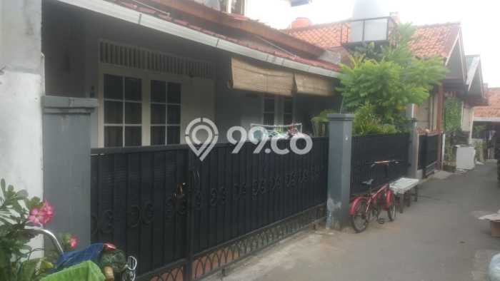 Rumah Luas Asri 4 KT Siap Pakai di Rempoa Tangerang Selatan Rumah Luas Asri 4 KT Siap Pakai di Rempoa Tangerang Selatan