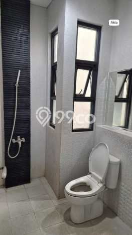Ready to Use! Luxury House LT 353m2 Desain Elegan di Cibubur Ready to Use! Luxury House LT 353m2 Desain Elegan di Cibubur