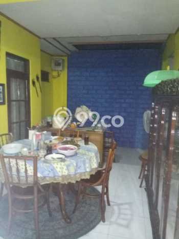 Rumah Minimalis 5 Kamar LT 200m2 di Cibubur Rumah Minimalis 5 Kamar LT 200m2 di Cibubur