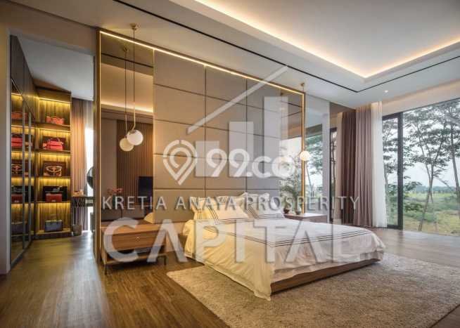 Hunian Elit LB 450m2 Siap Pakai Desain Elegan di Kota Baru Parahyangan, Bandung Hunian Elit LB 450m2 Siap Pakai Desain Elegan di Kota Baru Parahyangan, Bandung