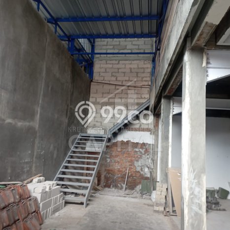 Gudang Disewa di Bandung dengan LB 200m2 Area Komersial Ramai Gudang Disewa di Bandung dengan LB 200m2 Area Komersial Ramai