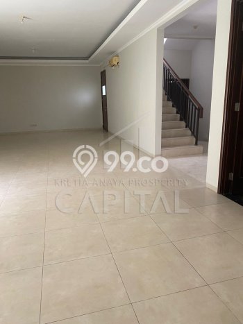 Rumah Disewakan Bandung LT 390m2 LB 330m2 Kawasan Kota Baru Parahyangan Rumah Disewakan Bandung LT 390m2 LB 330m2 Kawasan Kota Baru Parahyangan