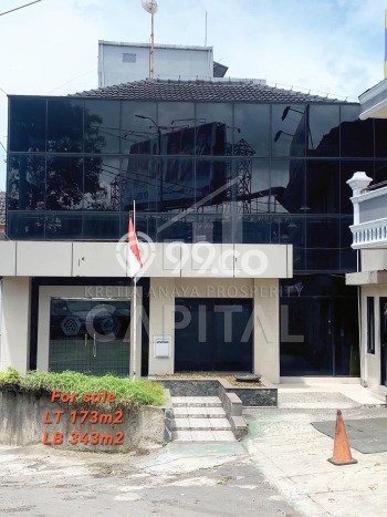 Ruko Bagus Dijual LB 343m2 Lokasi Strategis Bandung Area Cocok untuk Bisnis Ruko Bagus Dijual LB 343m2 Lokasi Strategis Bandung Area Cocok untuk Bisnis