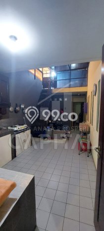 Rumah Mewah LB 300m2 Siap Pakai Desain Elegan di Kota Baru Parahyangan, Bandung Rumah Mewah LB 300m2 Siap Pakai Desain Elegan di Kota Baru Parahyangan, Bandung