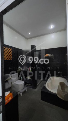 Jual Rumah Bagus Siap Huni LB 330m2 di Antapani, Bandung Jual Rumah Bagus Siap Huni LB 330m2 di Antapani, Bandung