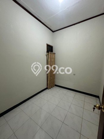 For Sale Rumah 4 Kamar Lokasi Strategis Nyaman dan Strategis di Umbulharjo For Sale Rumah 4 Kamar Lokasi Strategis Nyaman dan Strategis di Umbulharjo