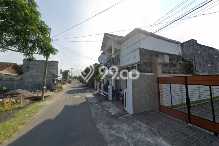 Rumah Luas Asri 3 KT Siap Huni di Maguwoharjo Yogyakarta Rumah Luas Asri 3 KT Siap Huni di Maguwoharjo Yogyakarta