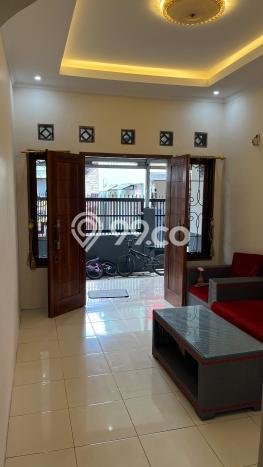 Lokasi terbaik! Rumah siap pakai disewakan di Cimahi Utara LB 200m2 Lokasi terbaik! Rumah siap pakai disewakan di Cimahi Utara LB 200m2