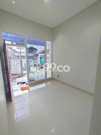 Rumah Luas Asri 3 KT Siap Pakai di Kopo Bandung Rumah Luas Asri 3 KT Siap Pakai di Kopo Bandung