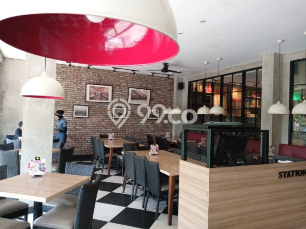 Unit Komersial Dijual di Arcamanik Bandung Luas Tanah 843m2, Luas Bangunan 800m2 Unit Komersial Dijual di Arcamanik Bandung Luas Tanah 843m2, Luas Bangunan 800m2