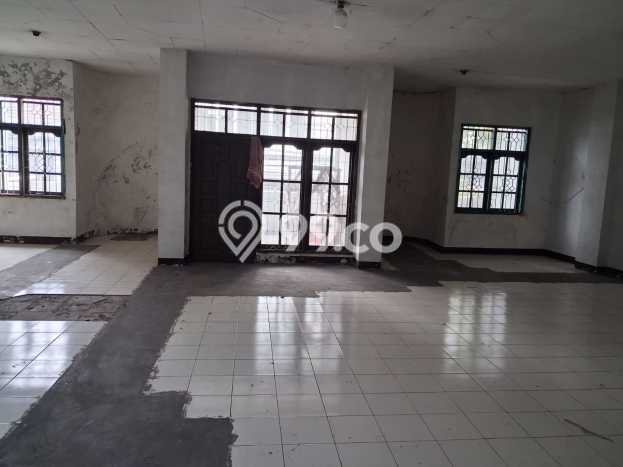 Ruko Dijual di Bandung LT 184m2 & LB 184m2 Lokasi Terbaik! Ruko Dijual di Bandung LT 184m2 & LB 184m2 Lokasi Terbaik!