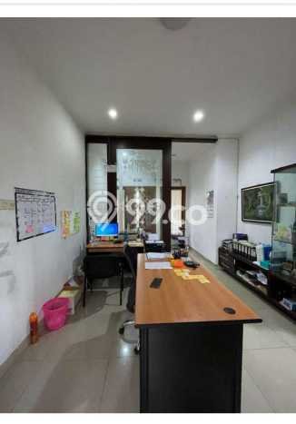 Rumah Mewah LB 250m2 Siap Huni Desain Elegan di Buah Batu, Bandung Rumah Mewah LB 250m2 Siap Huni Desain Elegan di Buah Batu, Bandung